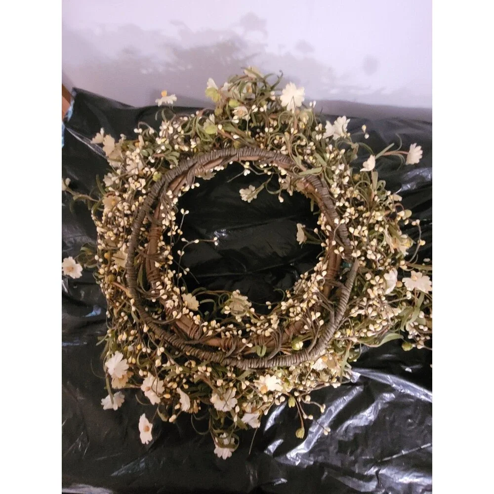 2 Rustic Wreaths 18